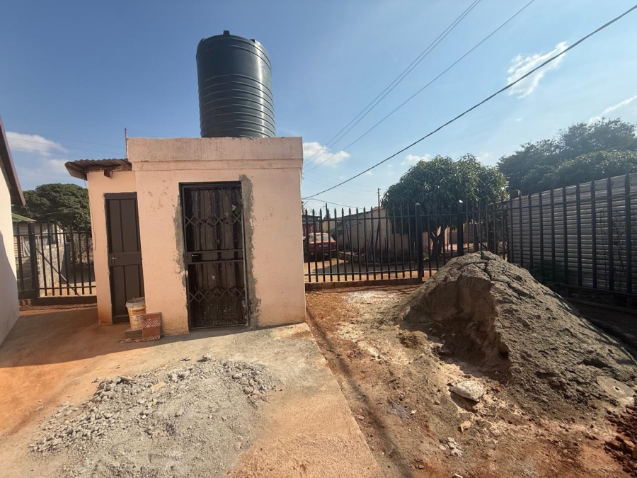 2 Bedroom Property for Sale in Boitekong Ext 10 North West